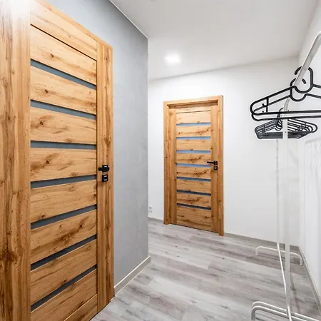 Apartman & Navara